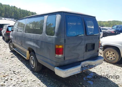 1994 Ford Econoline E350 Super Duty from USA, damaged, VIN 1FBJS31H6RHB38911
